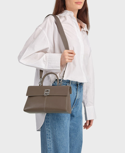 Medium Stance - Brownstone Handbags Cafuné