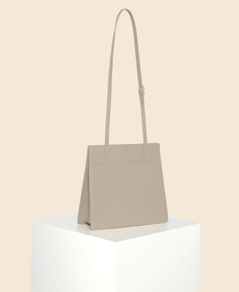 Cafuné Stance Clasp in Taupe back view