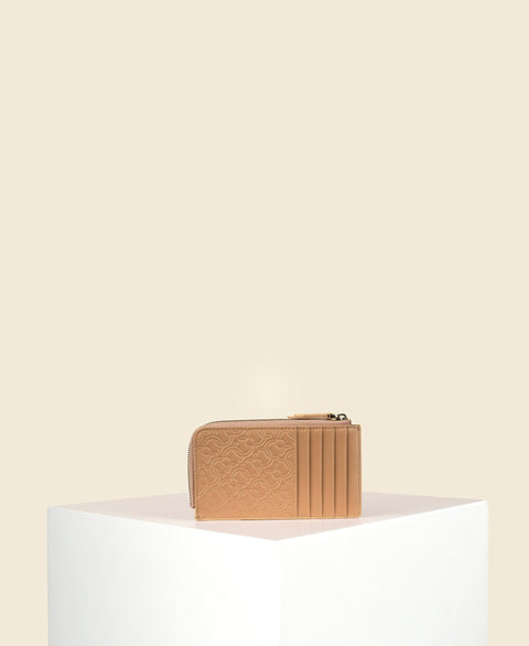Cafuné C-Lock L-Zip Cardholder - Camel back view