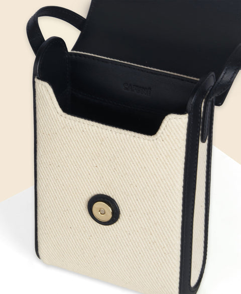 Cafuné Trunk Box in Canvas interior view