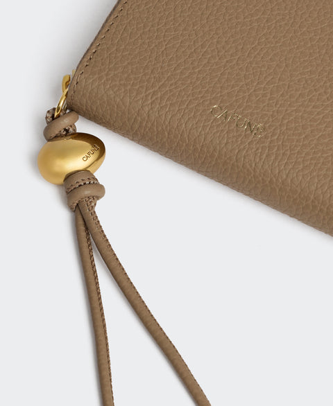 Egg Zip Coin Purse - Tan Small Leather Goods Cafuné 