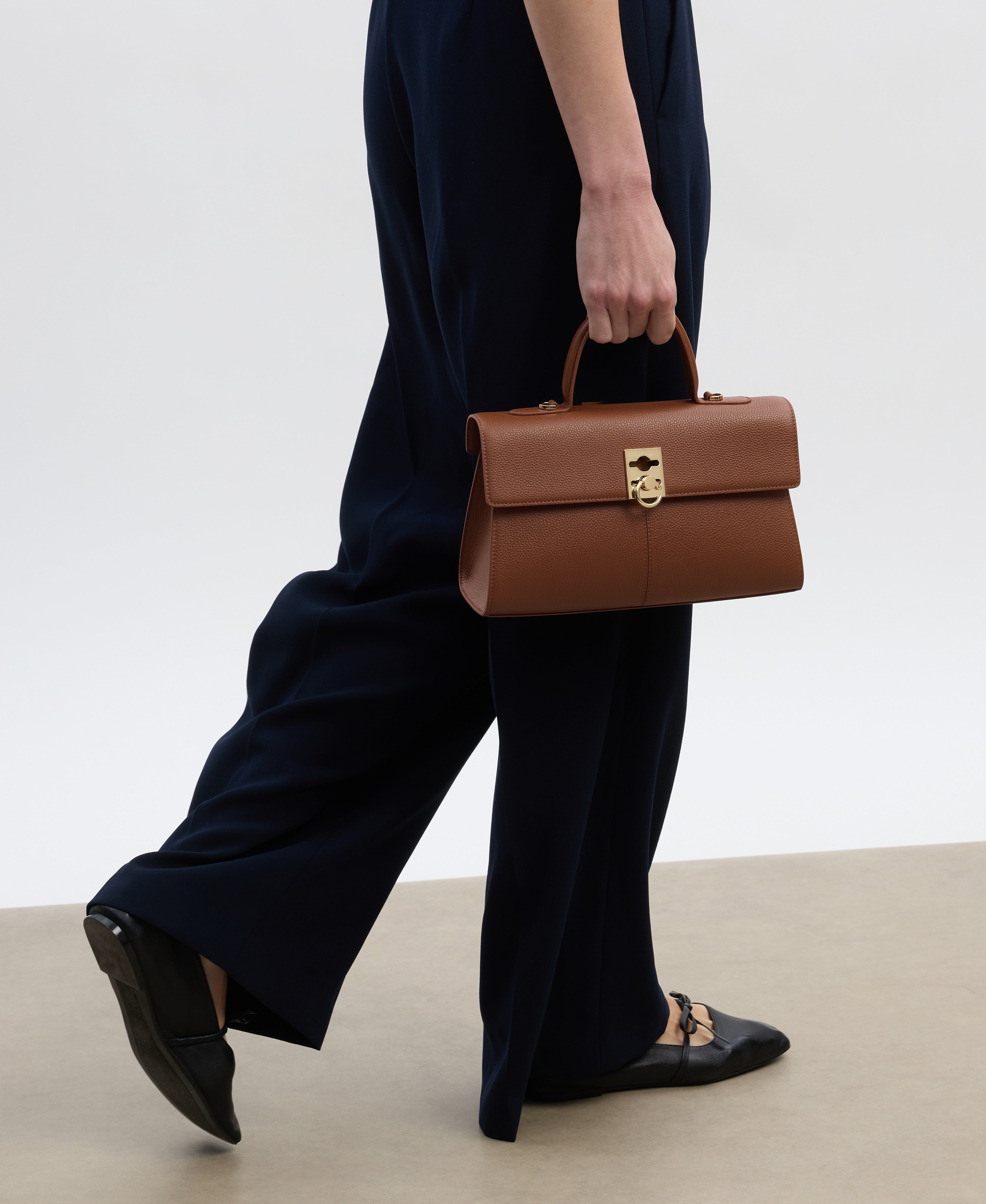 Cafuné - Medium Stance - Teak