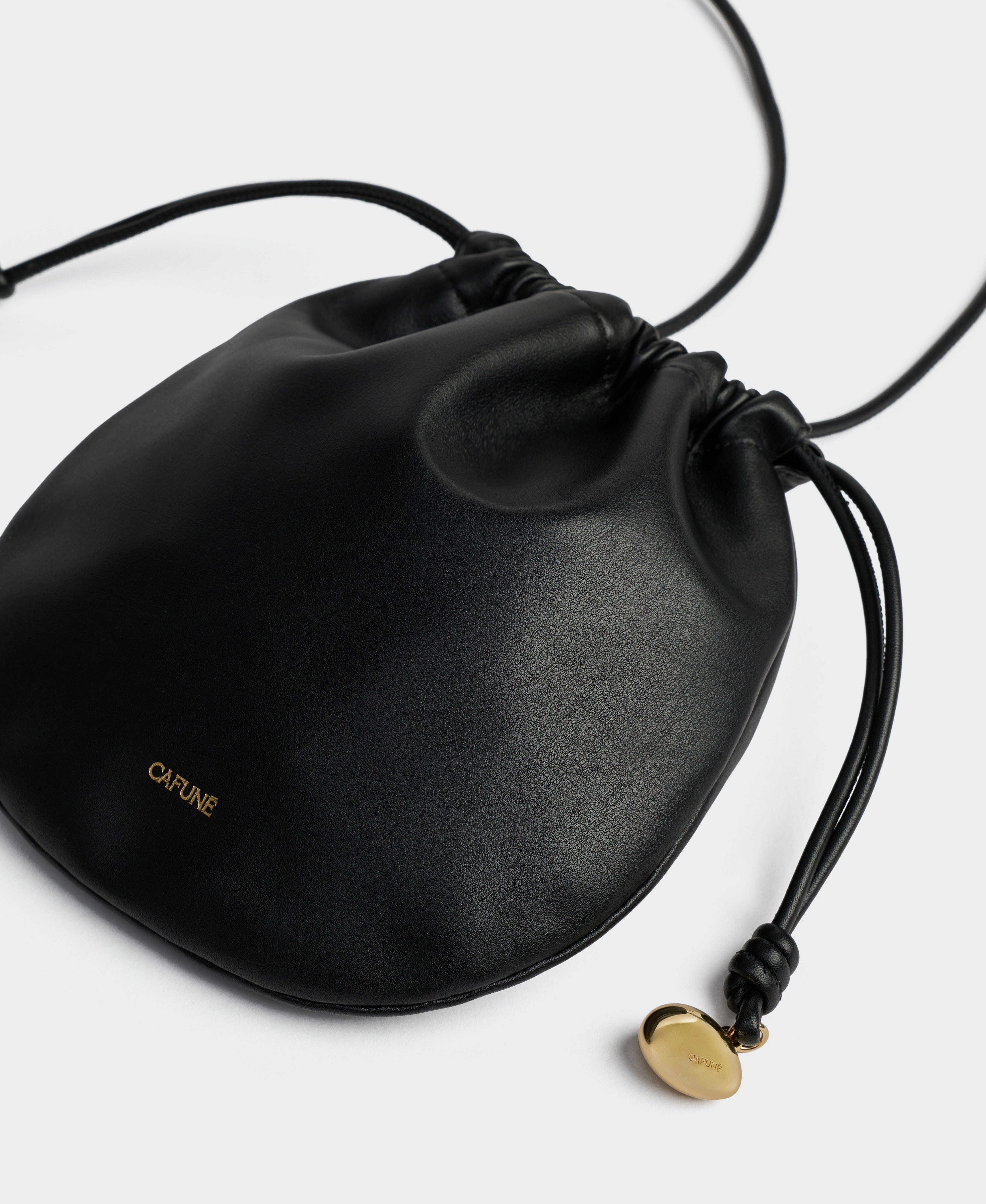 Cafuné カフネ - Small Lune Crossbody - Black