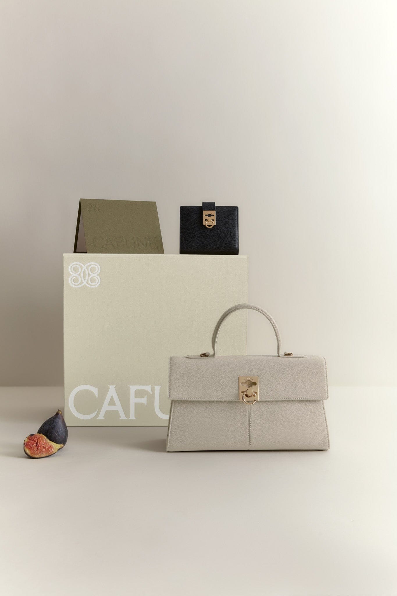 すべて – Cafuné