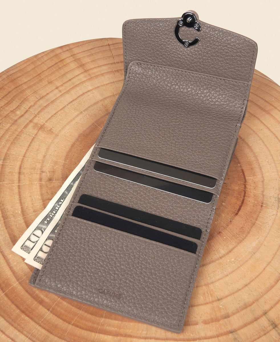 美品✨CAFUNE カフネ ダブルCウォレット 三つ折り財布 ゴールド金具