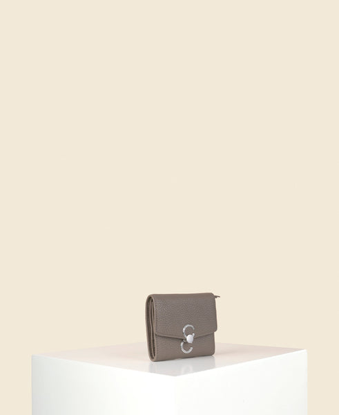 【CAFUNE】Double-Cウォレット三つ折り財布 人気商品♪【CAFUNE】Double-C ウォレット 三つ折り財布7色